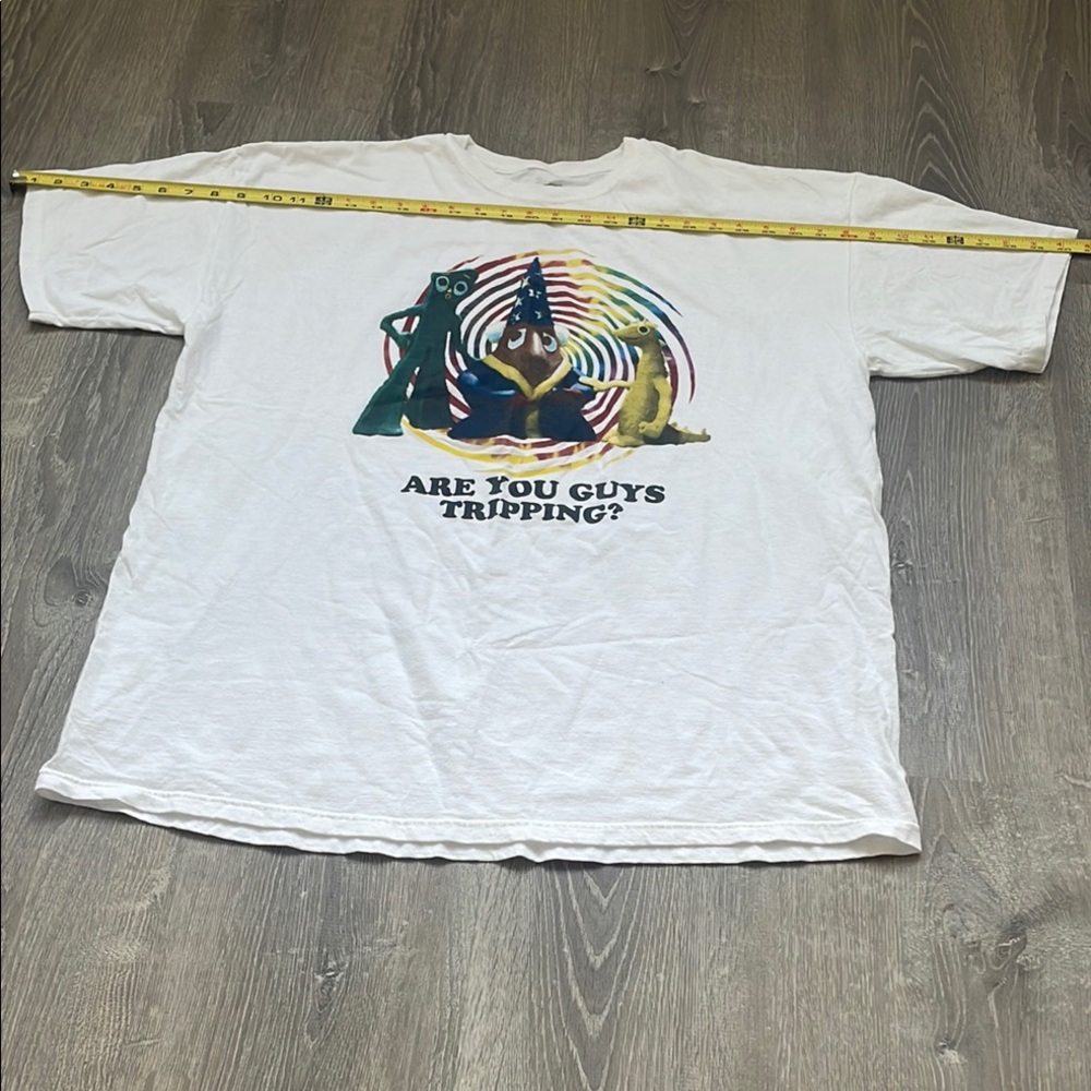 White Graphic Tee - Short Sleeve